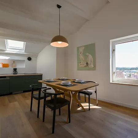 Radiant And Trendy Downtown Appartement *